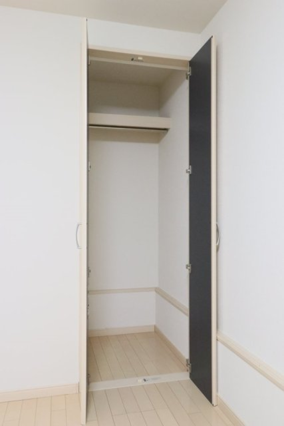 クローゼット※洋室①