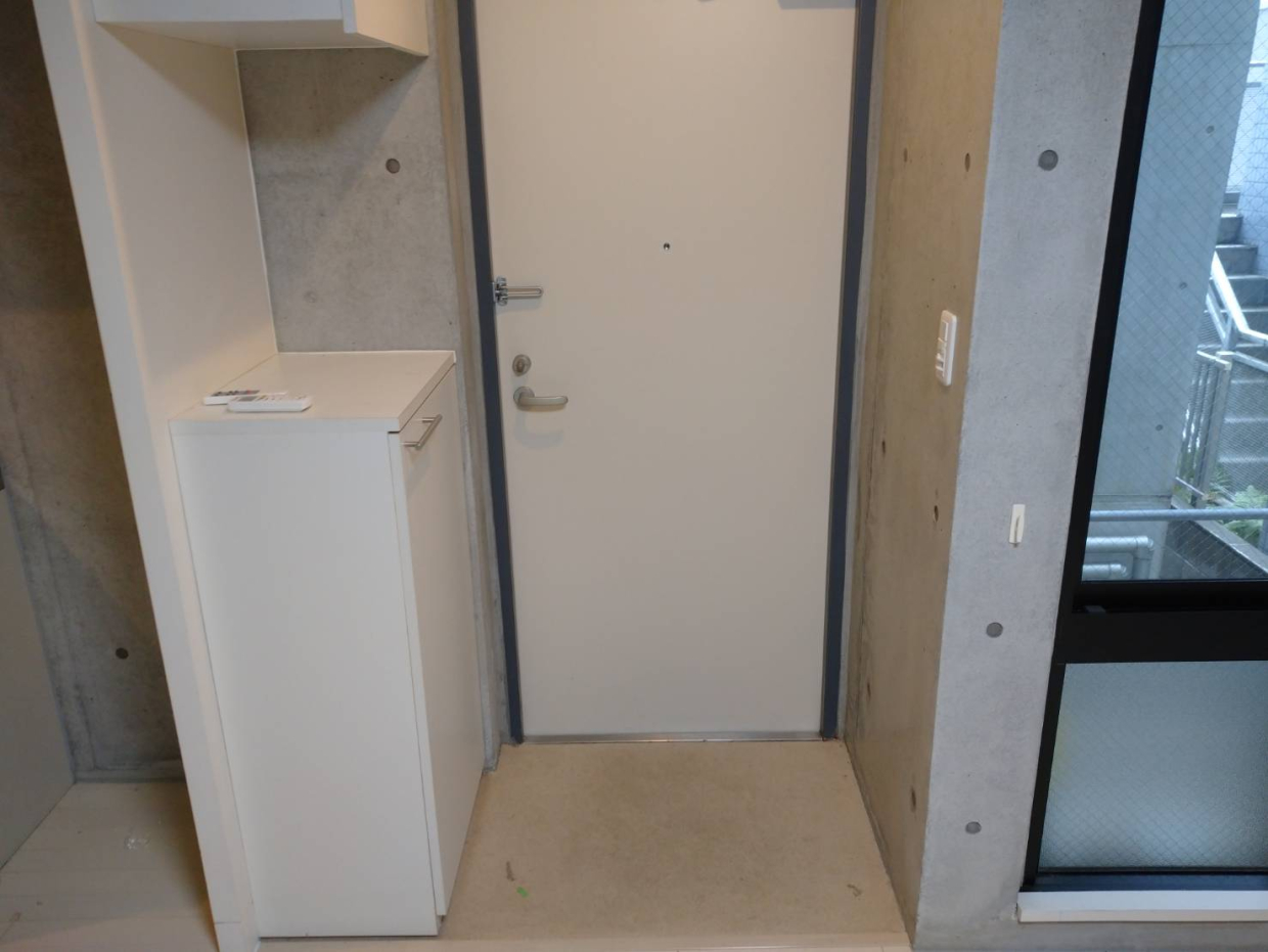 スッキリとした玄関。