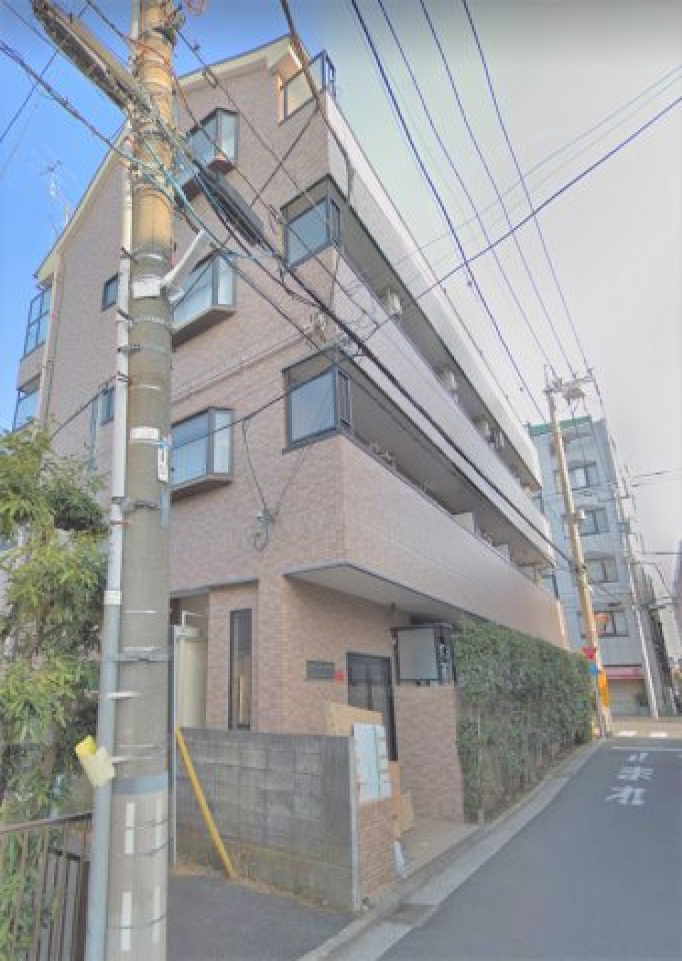 しっかりと暮らしを支えてくれそうな建物です。