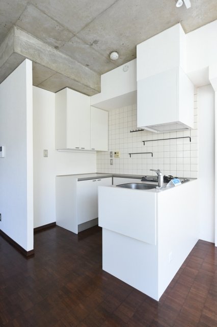 コの字型の空間は、すべてキッチン！