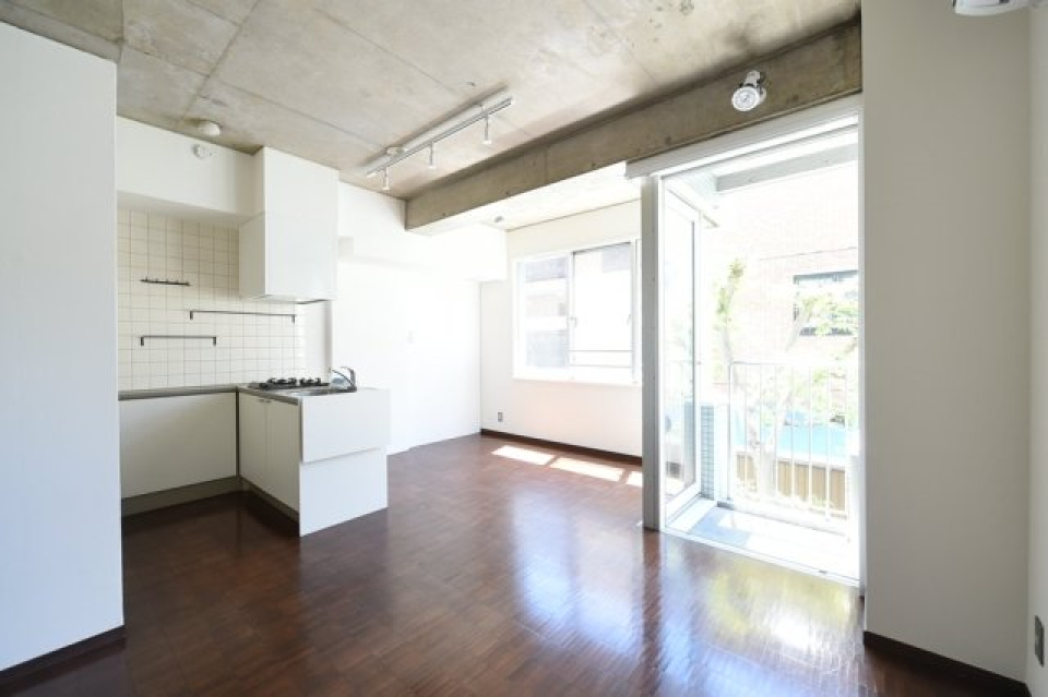 カクカクとした明るいリビング！