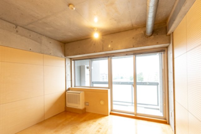 窓が大きくて明るい！※写真は同タイプ住戸です。