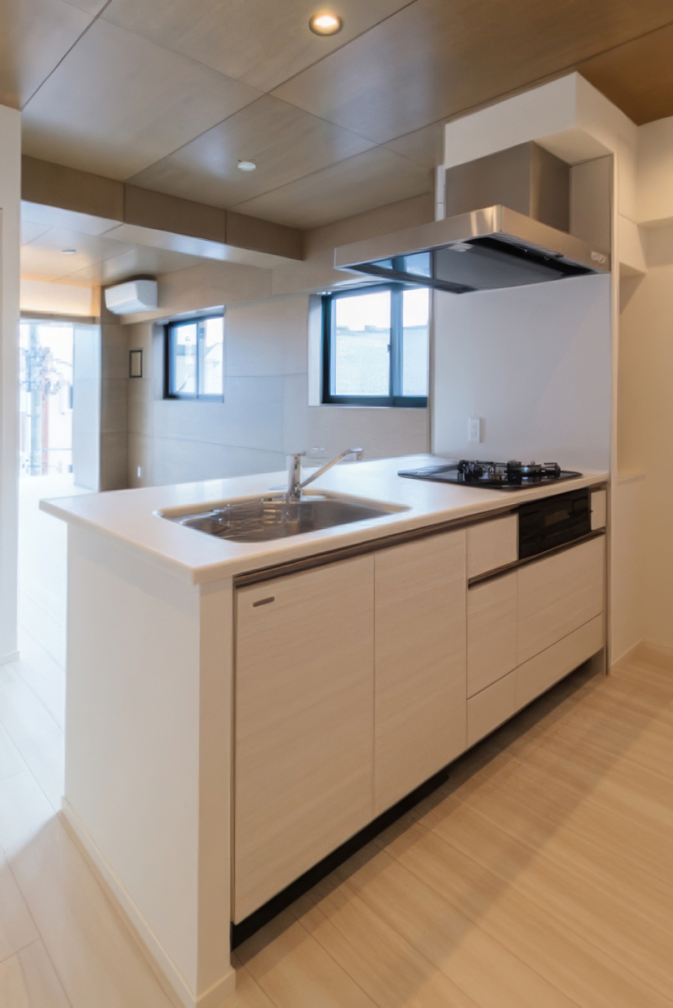 お料理しながら家族との会話が弾む、カウンターキッチン
※写真は同タイプ住戸です。