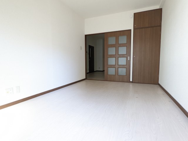 2・3・4Ｆ右角部屋