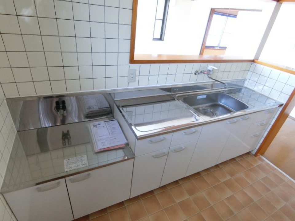 キッチンの収納スペースも十分ですね。