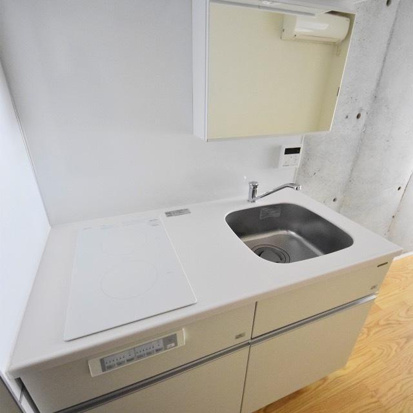 ホワイトなIH、おしゃれすぎる&hellip;！