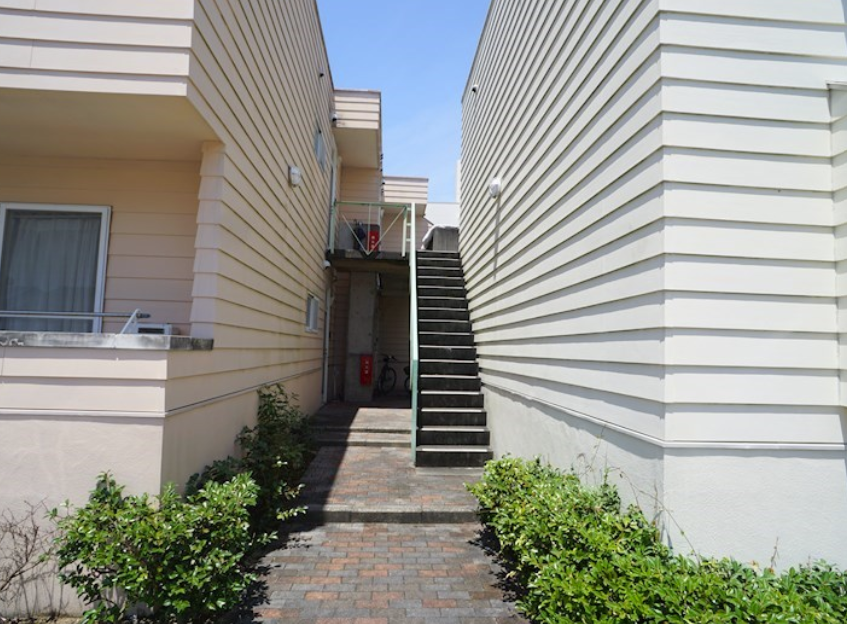 階段を登ったら幸せライフがまっています&hellip;!
