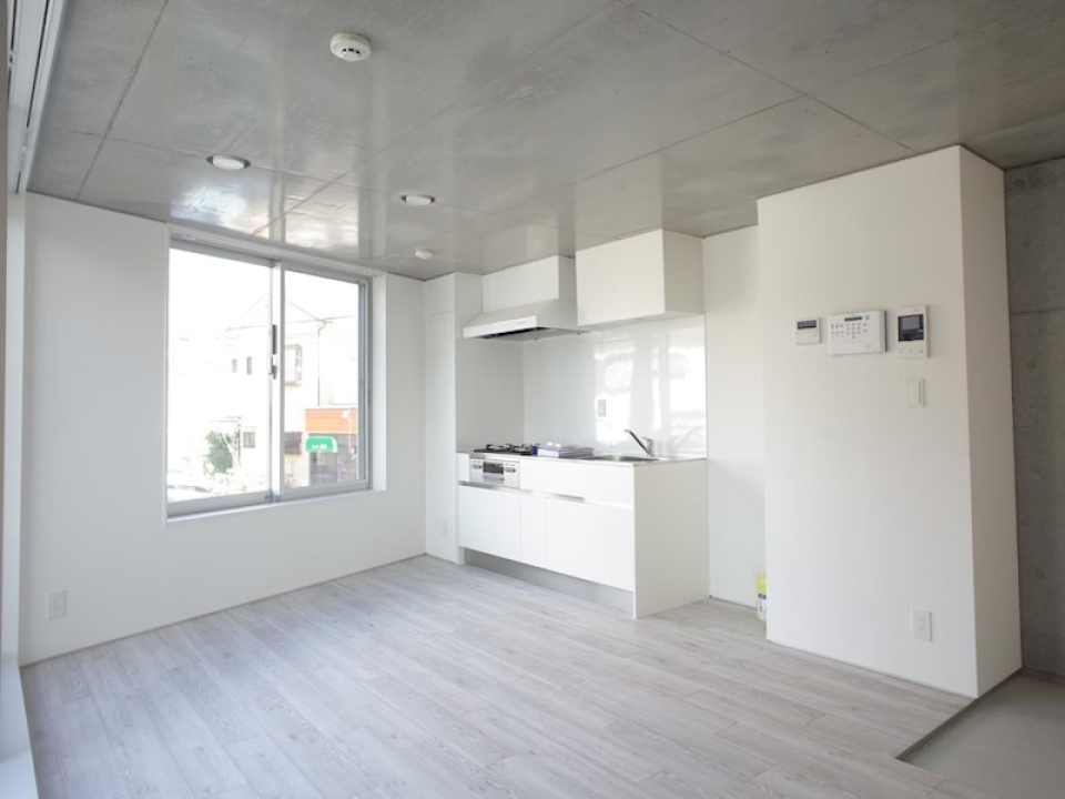 2階部分に玄関・キッチンスペースがあります。