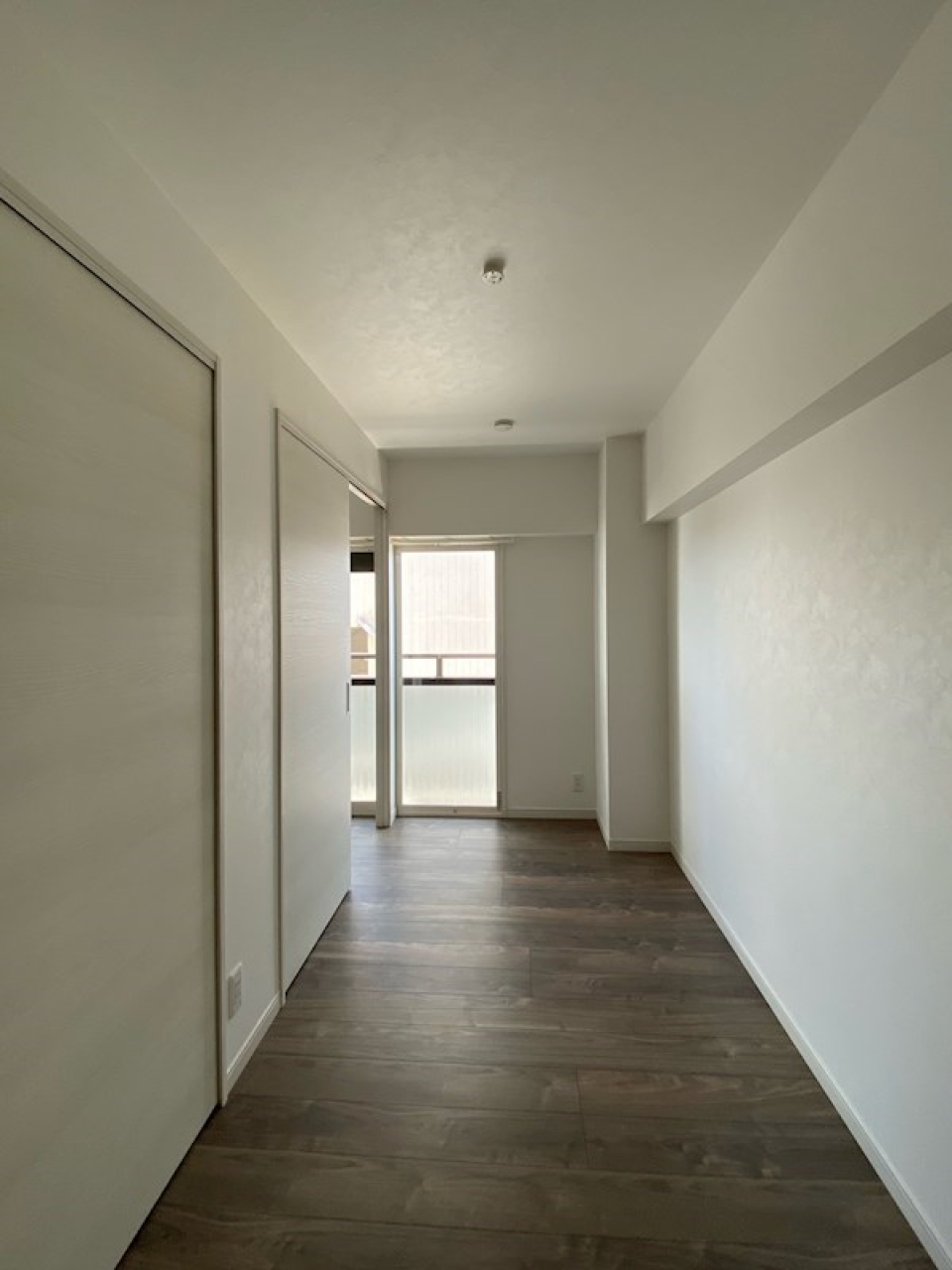 基本的にまっすぐなので、窓からの光もしっかり届きます。