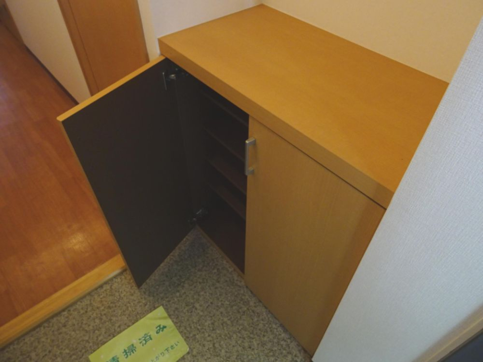 シューズボックス。