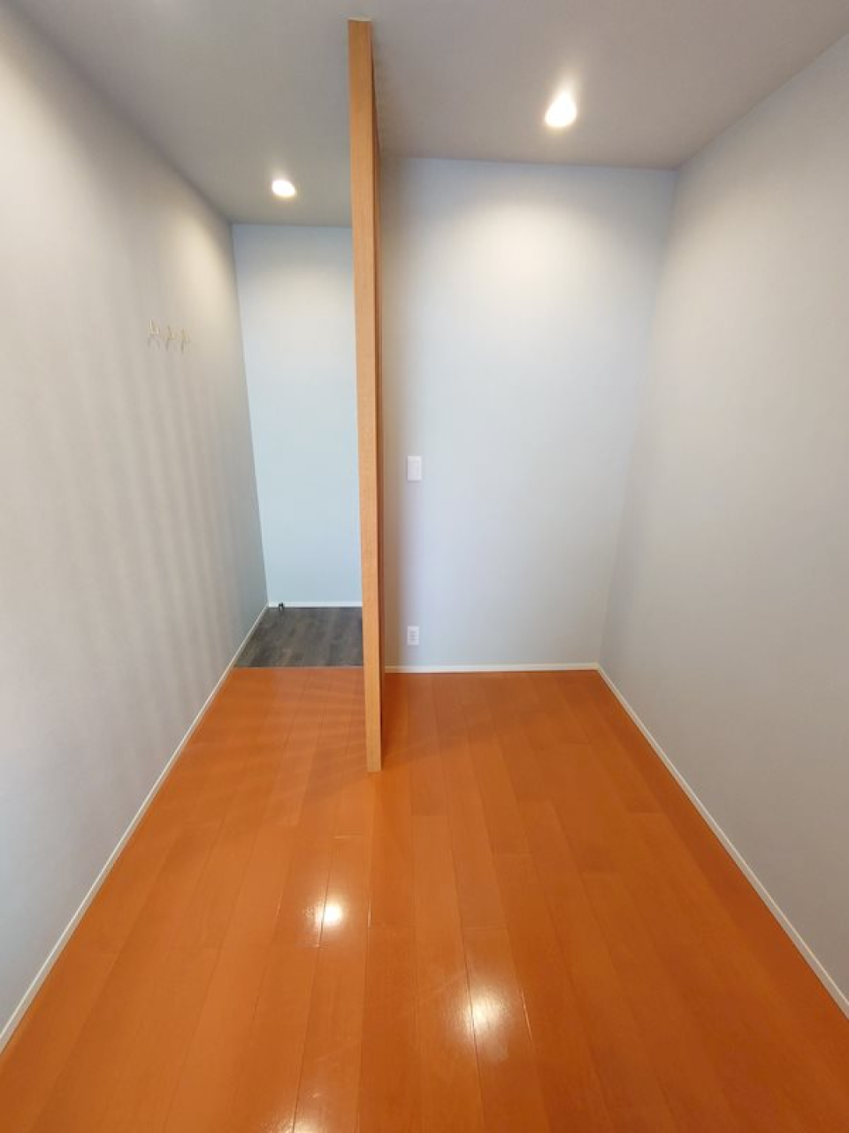 4.6帖の洋室はワークスペースにちょうどいいですね