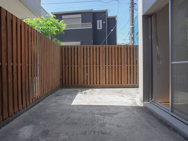 L字のテラスが気持ち良い！