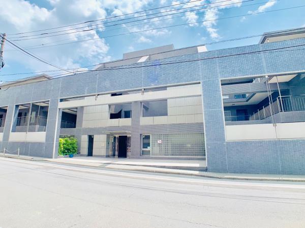 通りかかったら二度見してしまうゴージャスな外観。