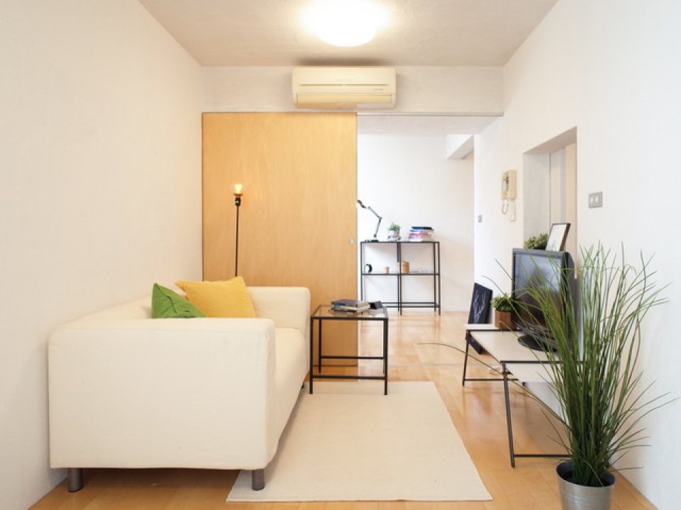 ここをソファスペースにすれば、冬もあたたかくくつろげますね。