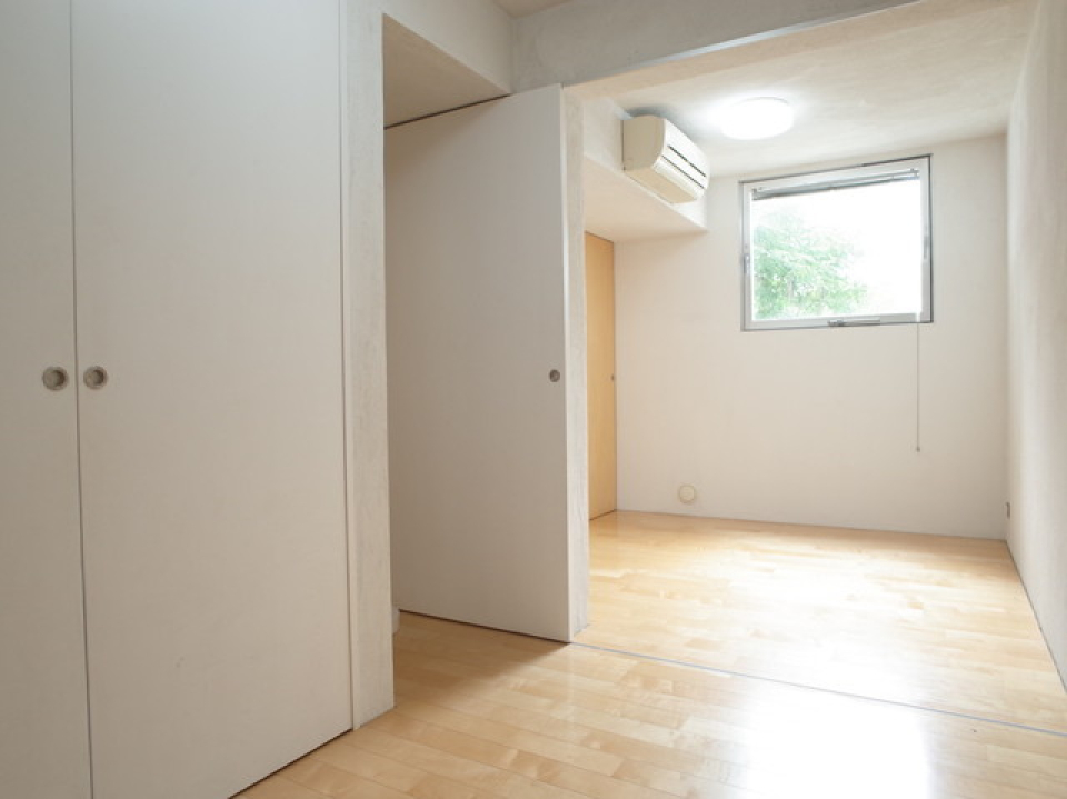 さらに、大きな収納もここにあります。