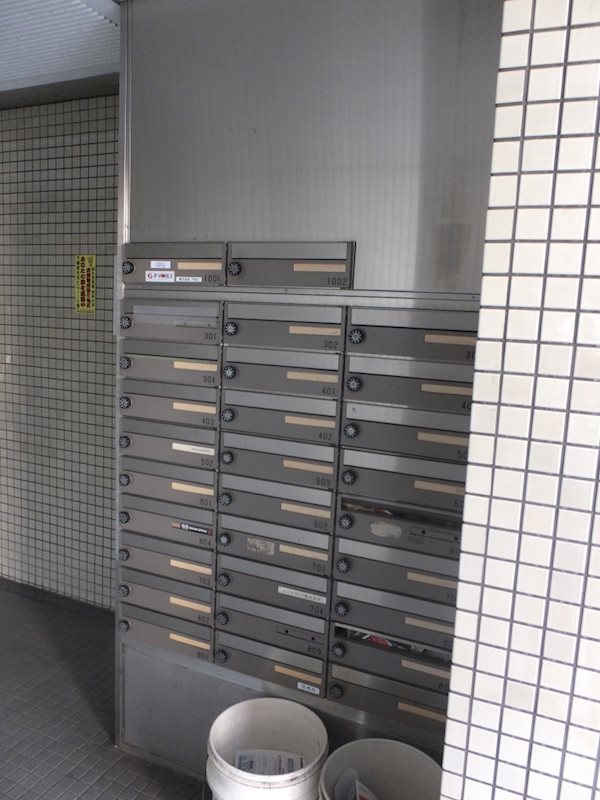 共用部のポストはこちらに。