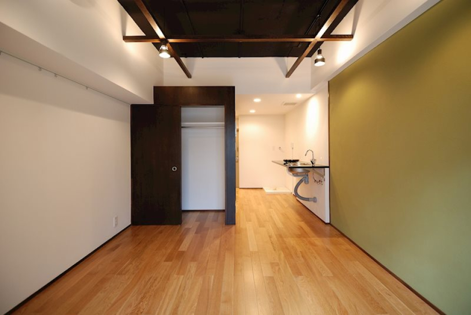 天井の装飾も良い味を出していますね。