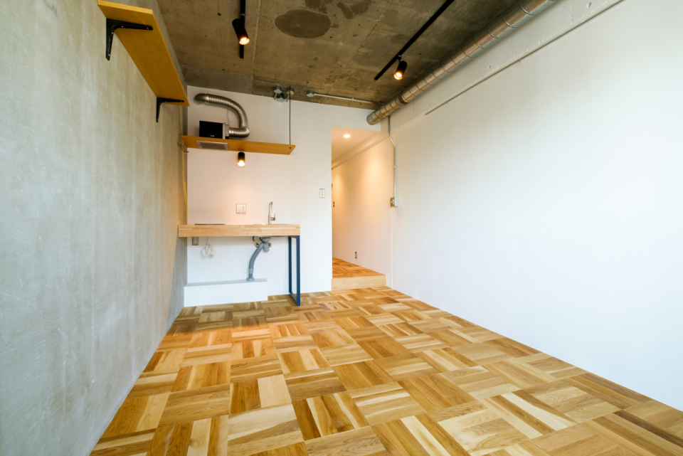 色んな素材がMIXされていることで、明るく楽しい印象です。