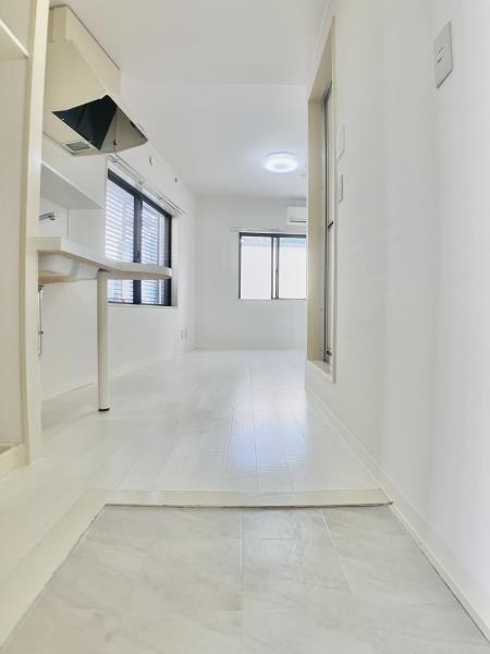 「白い&hellip;」と思わずつぶやいちゃうほど白い空間