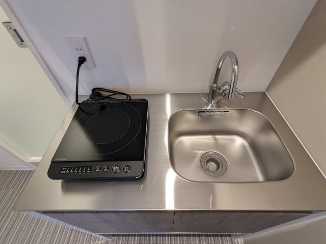 IHは不要であれば移動できるので便利。