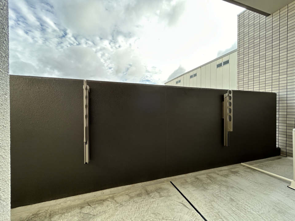 プランターでお好きな植物を育ててみては？
