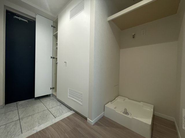 玄関収納も大容量なのでご安心ください。