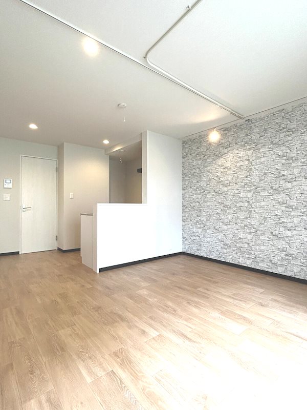 アクセントクロスの色味も素敵です。