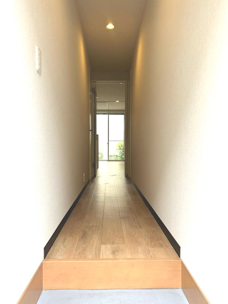 廊下がスッと長くてかっこ良い…！