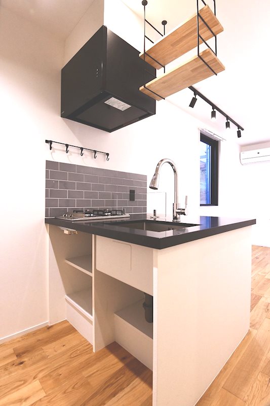 収納も多く、使い勝手も良さそうです。