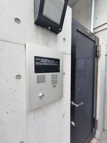 セキュリティ面も嬉しいオートロックです。