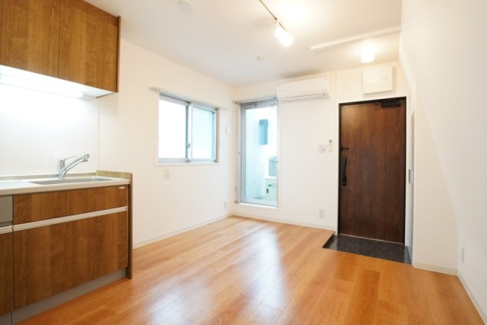 LDK側に玄関・バルコニーがありました。