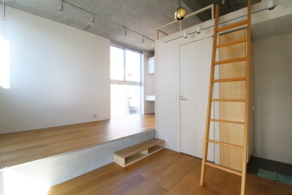 LDKと洋室は段差で区切られています。