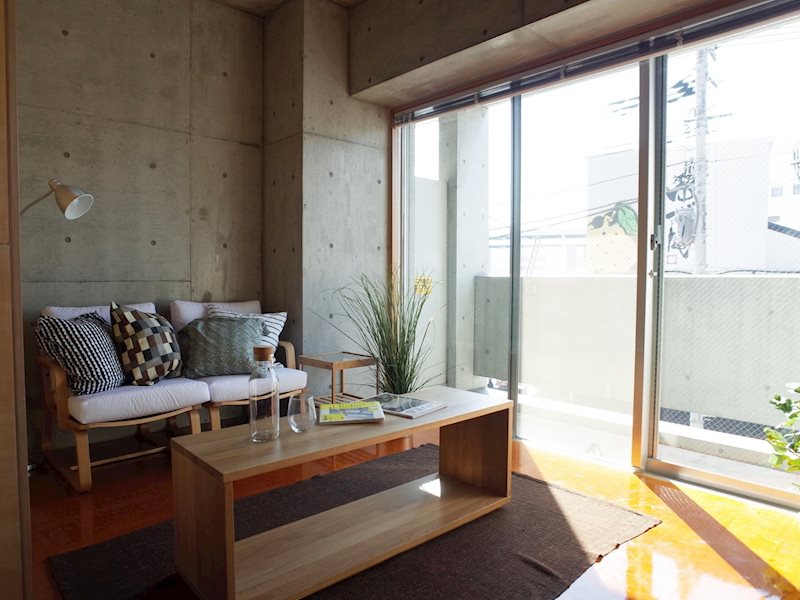 お部屋の奥はリビングにしてもよし、ベッドを置いて寝室にするのも◎