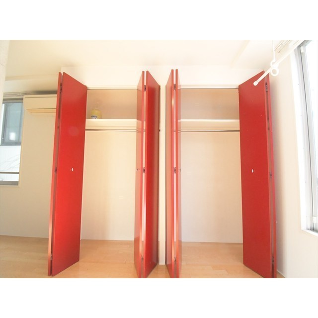 二面あるので、収納力も頼りになります。