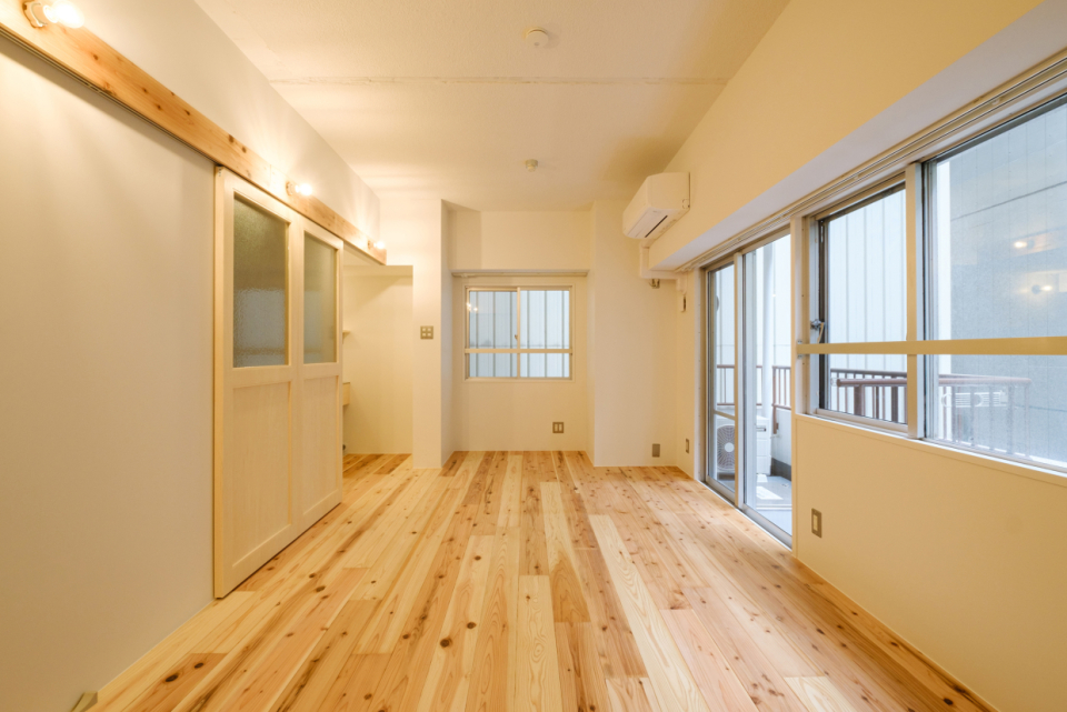 優しい木の風合いに癒されます。