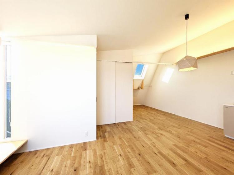 お部屋の奥には&hellip;