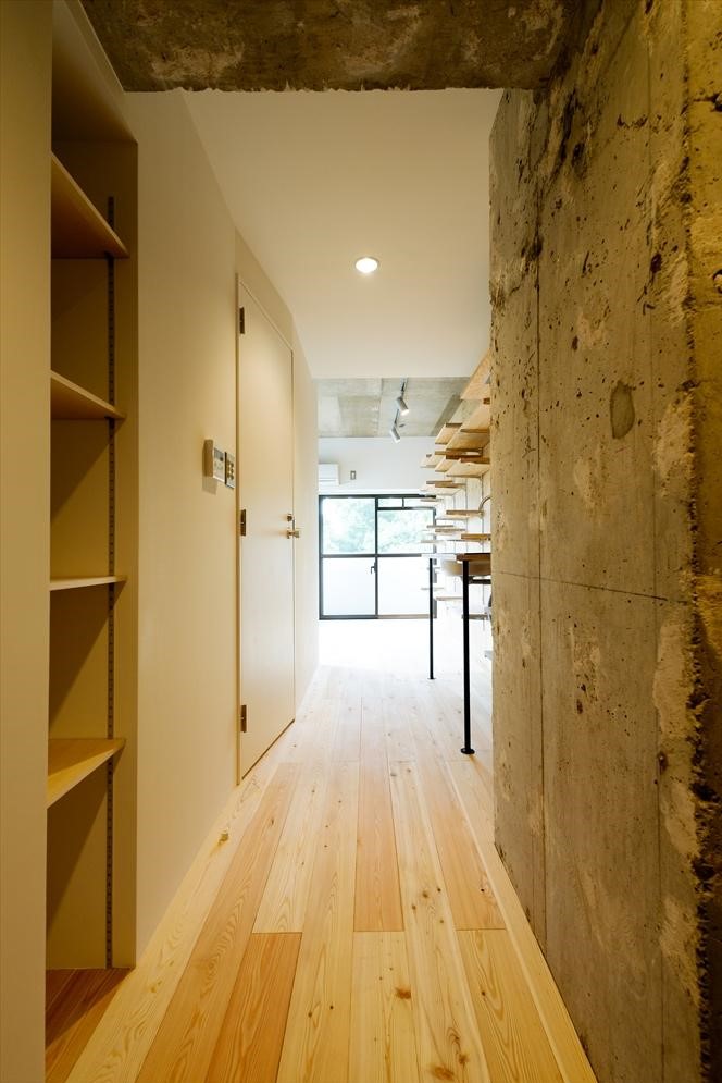 コンクリの壁も交わるここからの景色も素敵&hellip;！