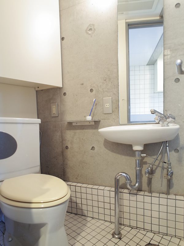 トイレと洗面もこちらにぎゅっと集まっています。