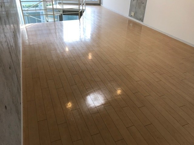 上階も広々！大きなベッドを置きたいな。