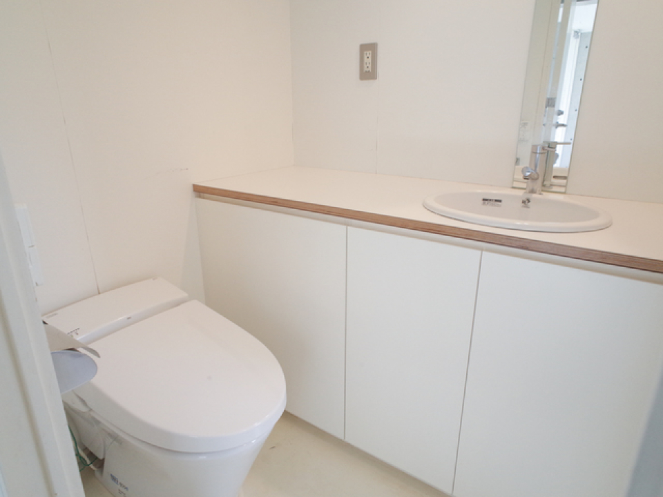 水回りは洗面脱衣所とトイレがきゅっとまとまっています。