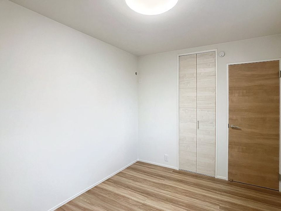 全部屋照明付き