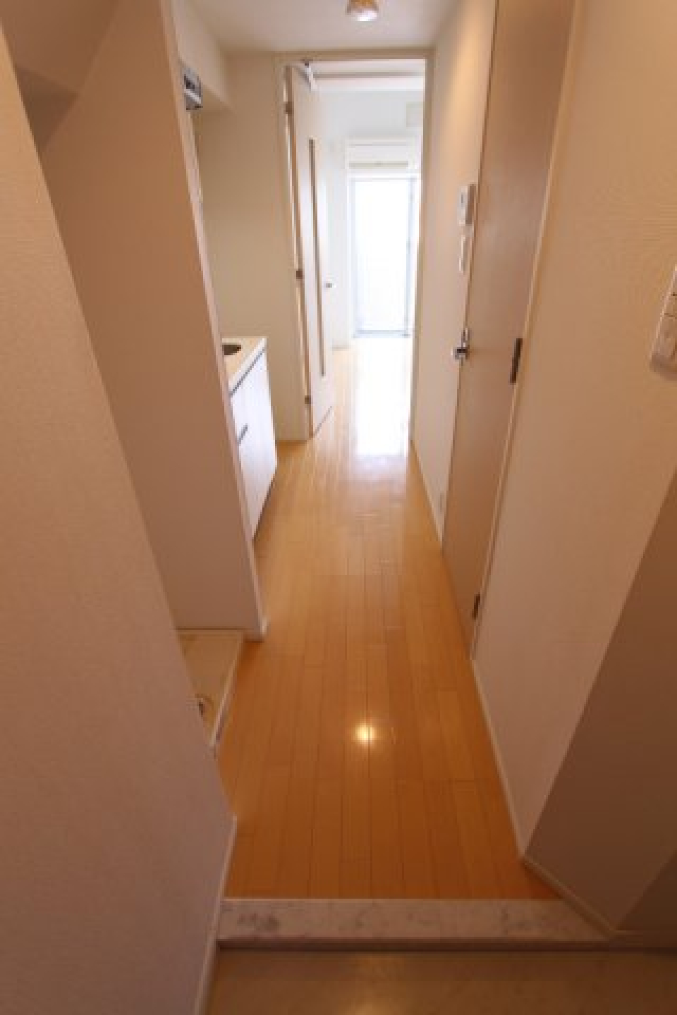※参考写真（別タイプのお部屋です。）