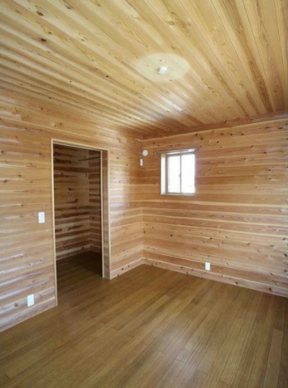 こちらは10帖の居間