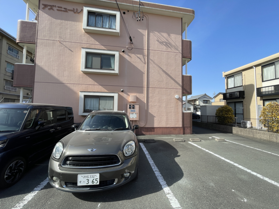 駐車場1台付き