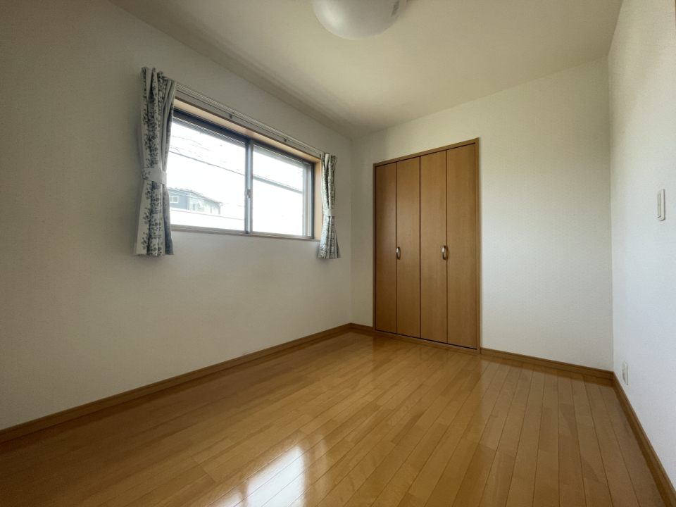 北側洋室は5.12帖