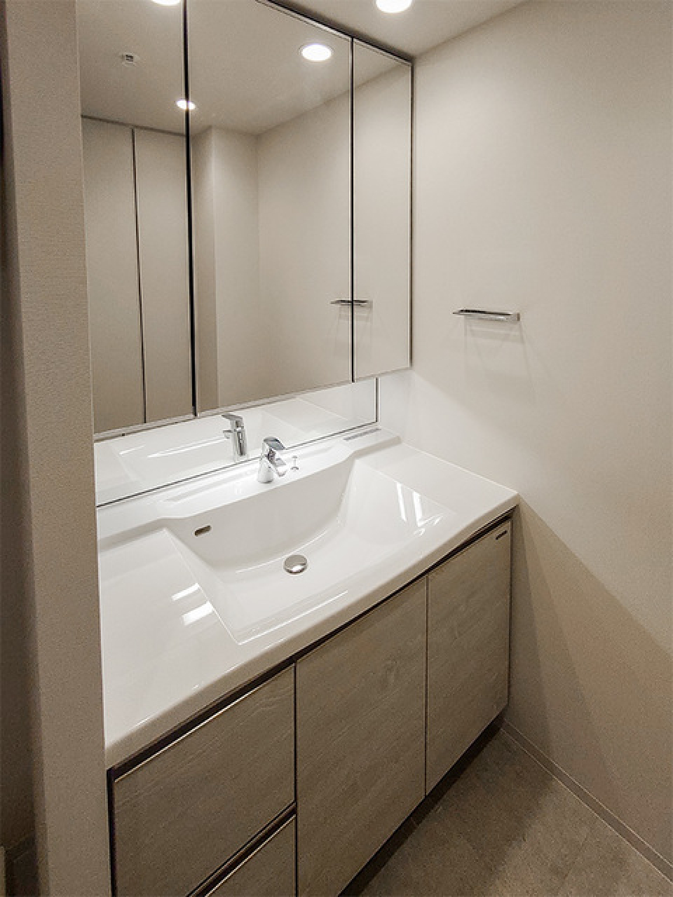 ※写真は同タイプ住戸です。