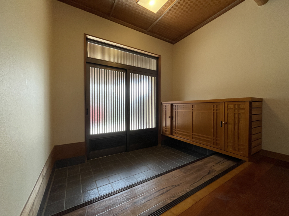 和を感じる玄関が素敵。広いです