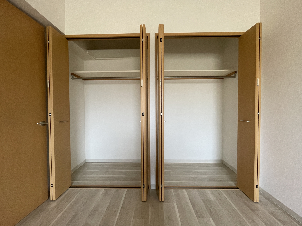 折れ戸を開けるとこんな感じ
