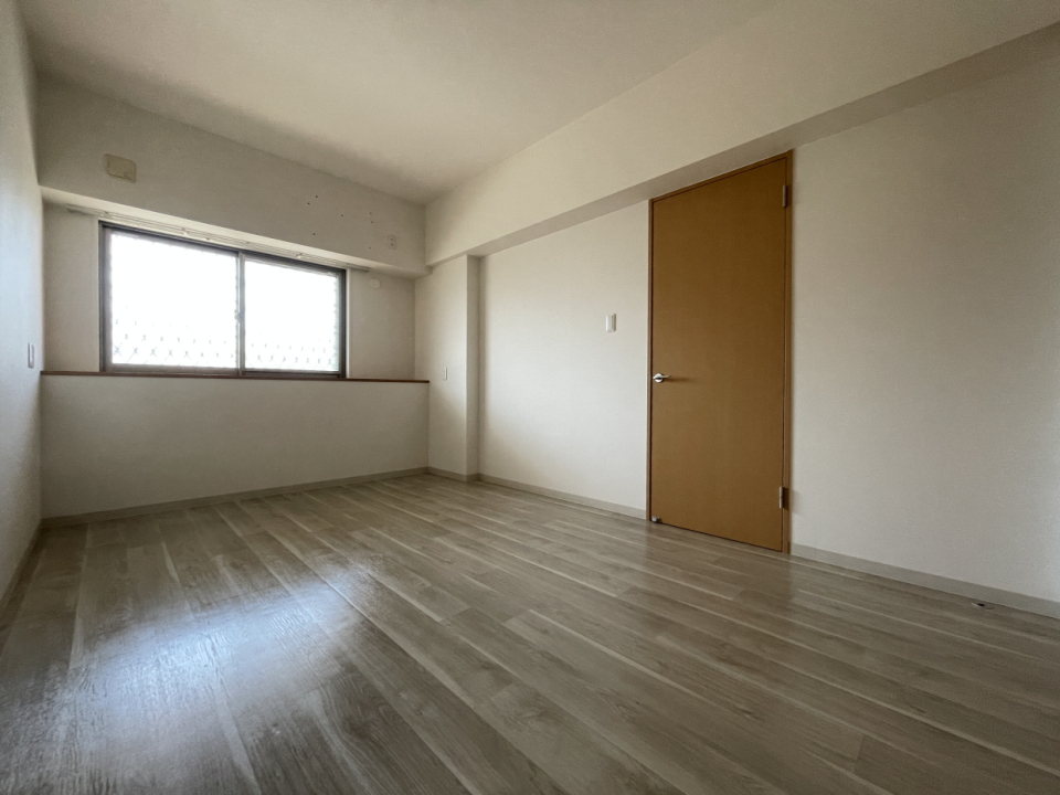 3部屋ある洋室のうち1番広いお部屋です