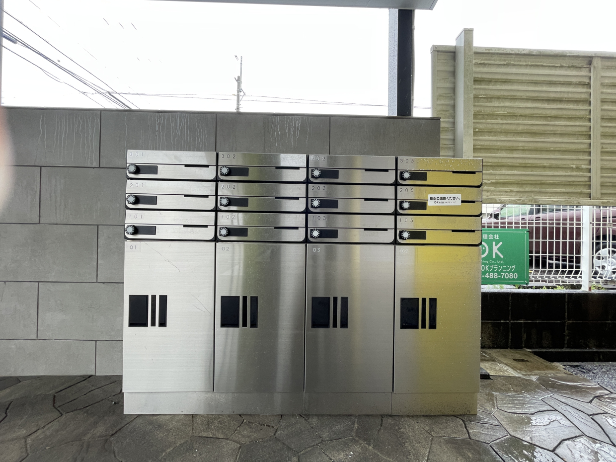 宅配ボックスもあります